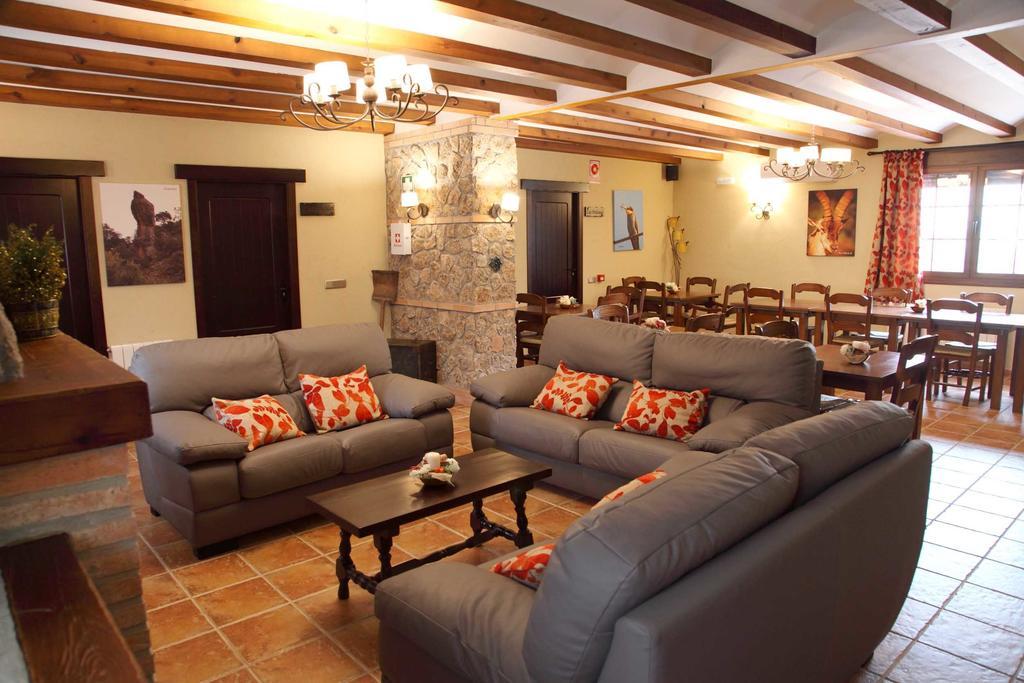 Hotel Rural Valle Del Turrilla - Cazorlatur Hinojares Bagian luar foto