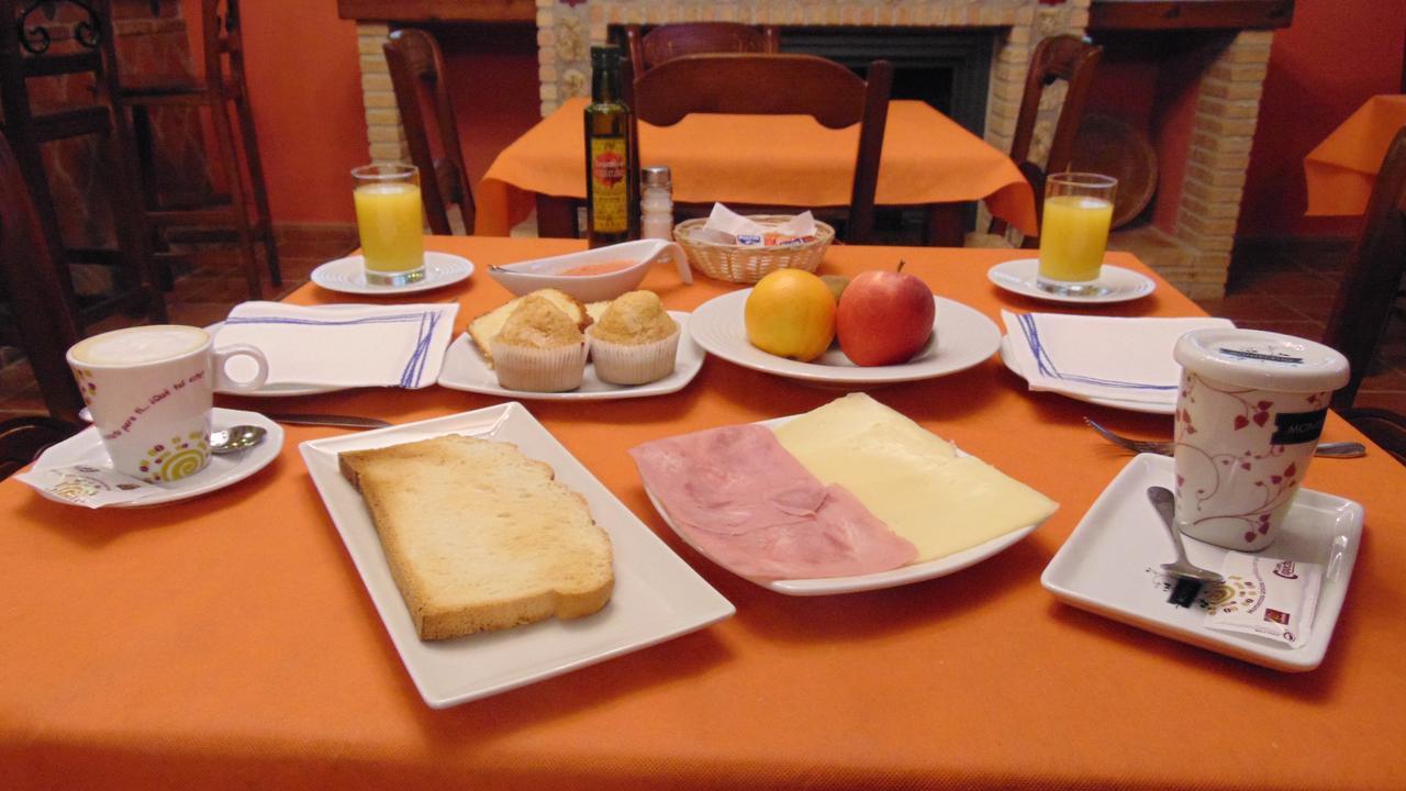 Hotel Rural Valle Del Turrilla - Cazorlatur Hinojares Bagian luar foto