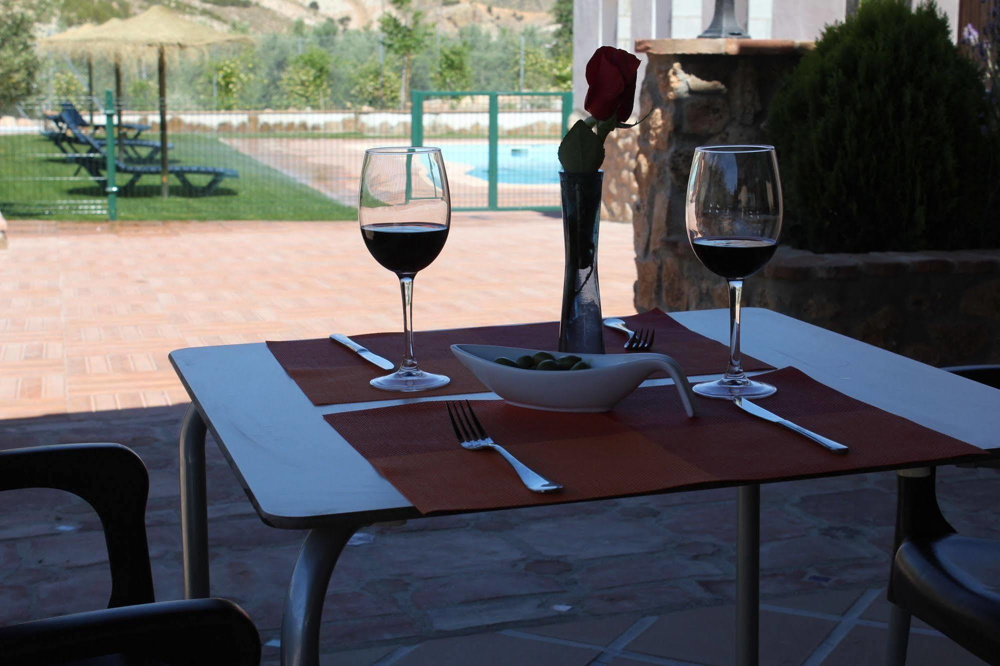 Hotel Rural Valle Del Turrilla - Cazorlatur Hinojares Bagian luar foto